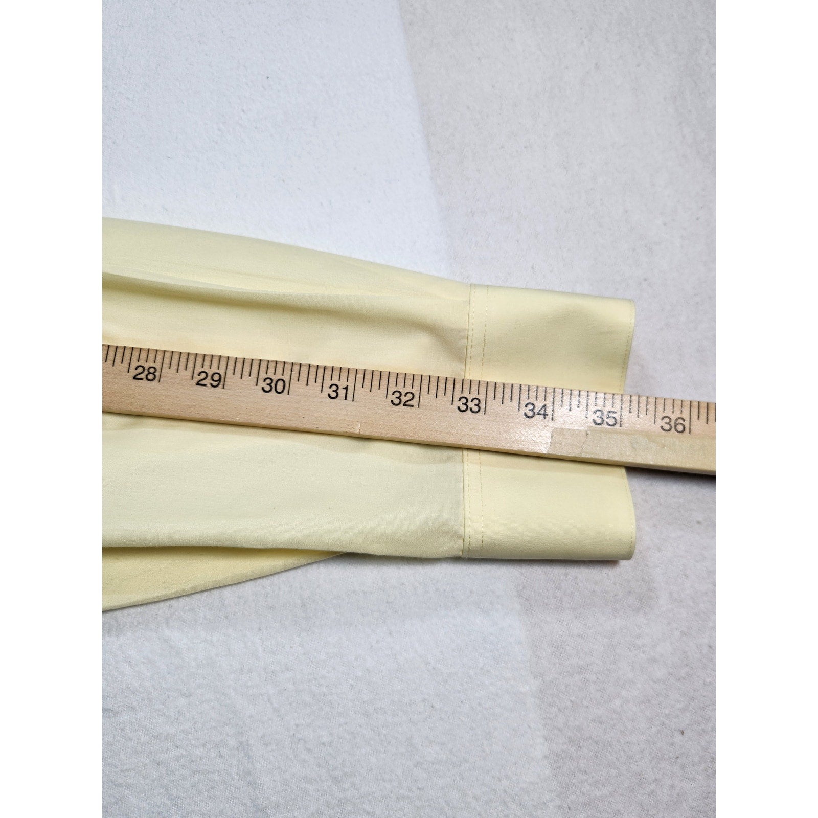 Van Heusen Men's Dress Shirt Yellow 16.5 34/35 Long Sleeve