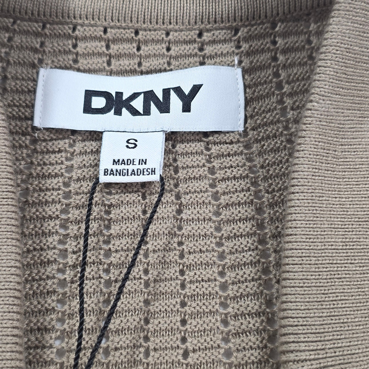 DKNY Camp Shirt Mens Small Brown Textured Knit Button Up Short Sleeve NWT