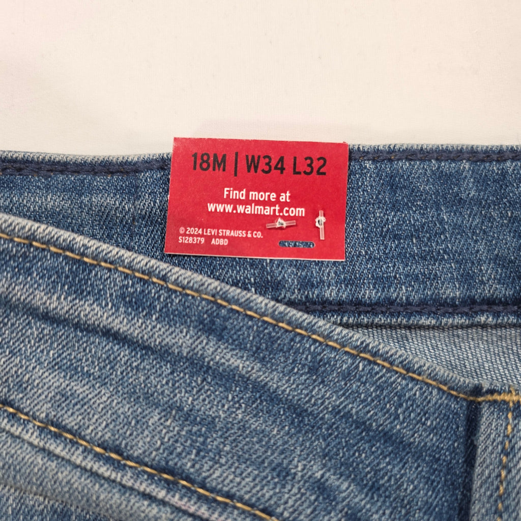 Levi Strauss Signature Women’s Mid Rise Straight Jeans NWT Size 18M 34x32