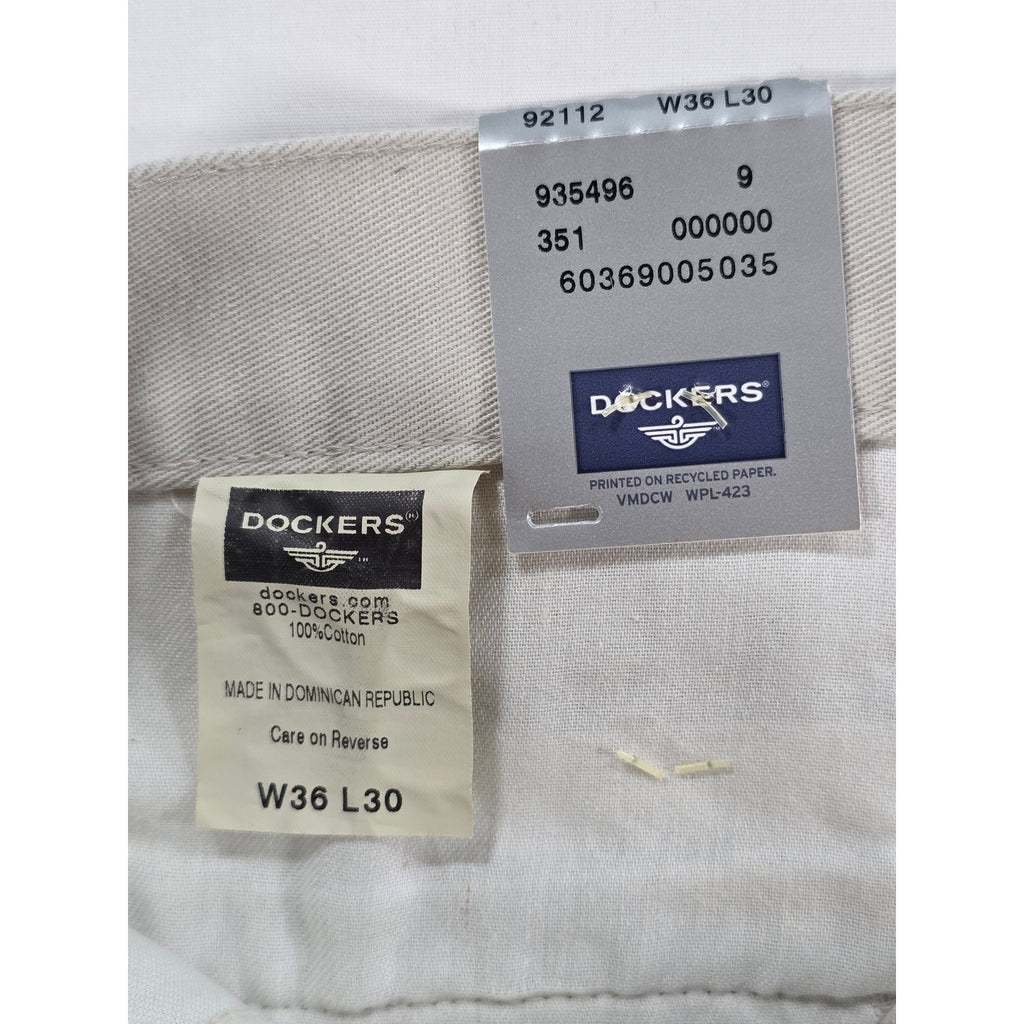 Dockers Khaki Pants Mens 36x30 Classic Fit Flat Front NWT Work Casual
