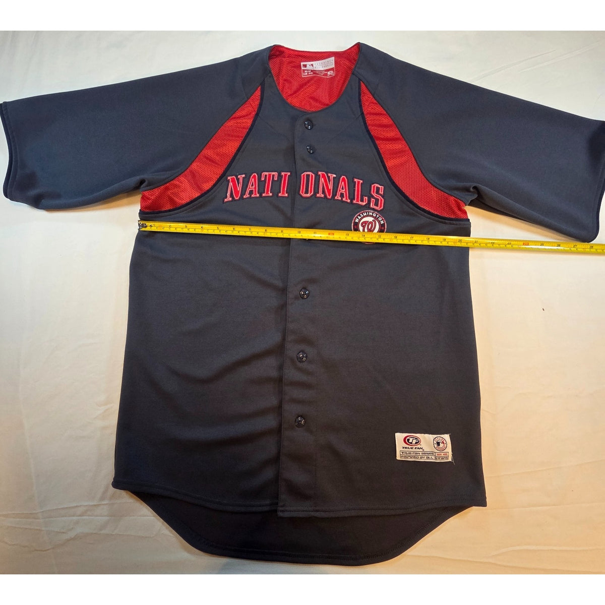 Washington Nationals Men’s M Baseball Jersey True Fan MLB