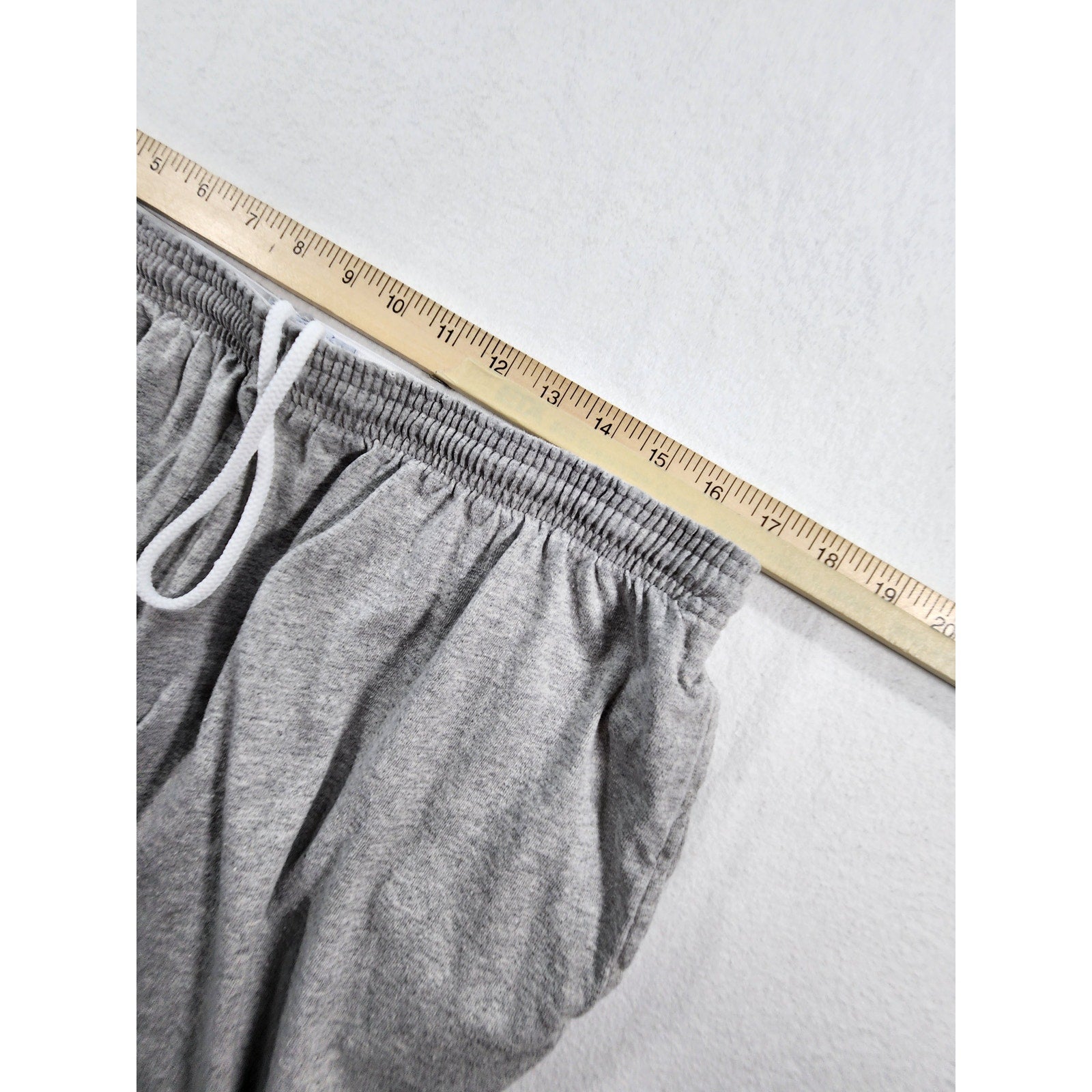 Champion Men's Shorts 2XL Gray Athletic Drawstring Gym Workout Lounge Logo