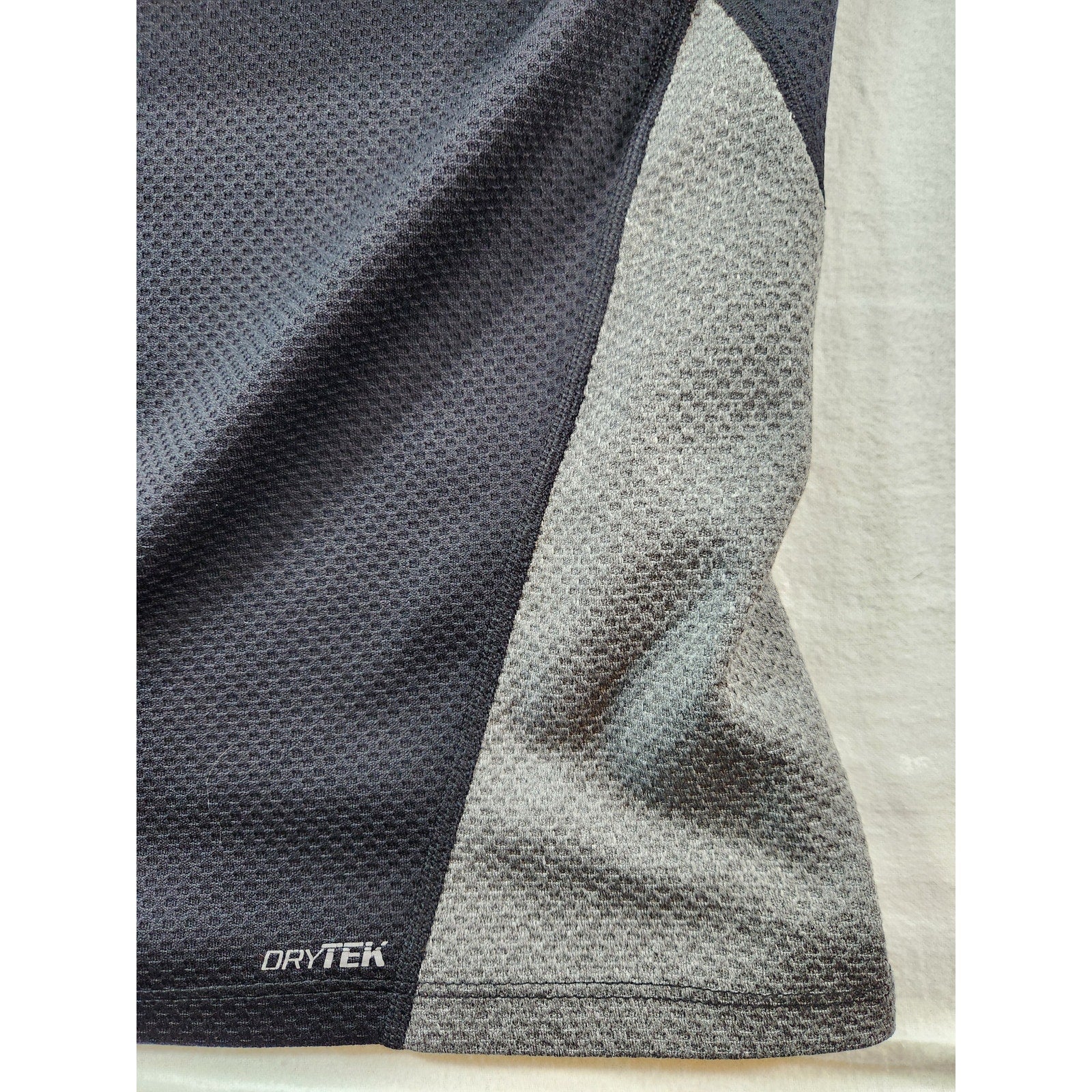 Tek Gear DryTek Men's Black Gray Quarter Zip Performance Pullover XL