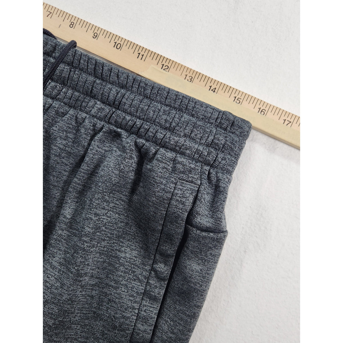 Under Armour Men's Joggers LGT Gray Heather Athletic Sweatpants Tall UA
