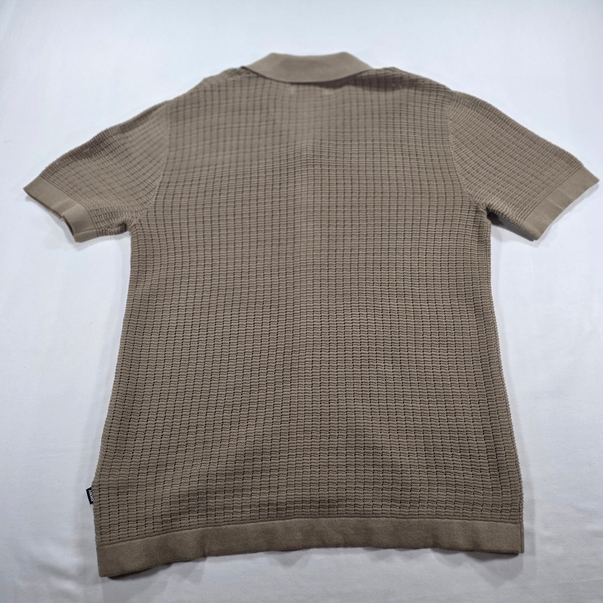 DKNY Camp Shirt Mens Small Brown Textured Knit Button Up Short Sleeve NWT