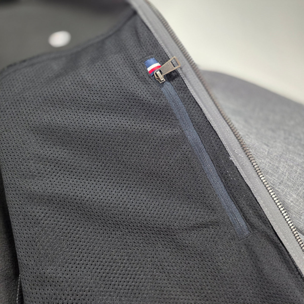 Tommy Hilfiger Mens Soft Shell Jacket M Heather Gray Water Resistant NWT