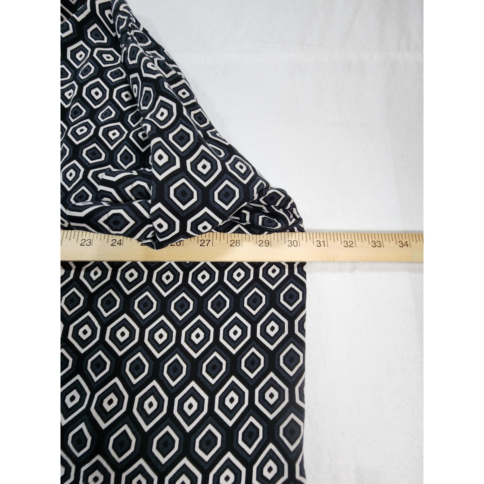 Shaquille O'Neal Men's Black Geometric Print Short Sleeve Button Up Shirt 3XLT