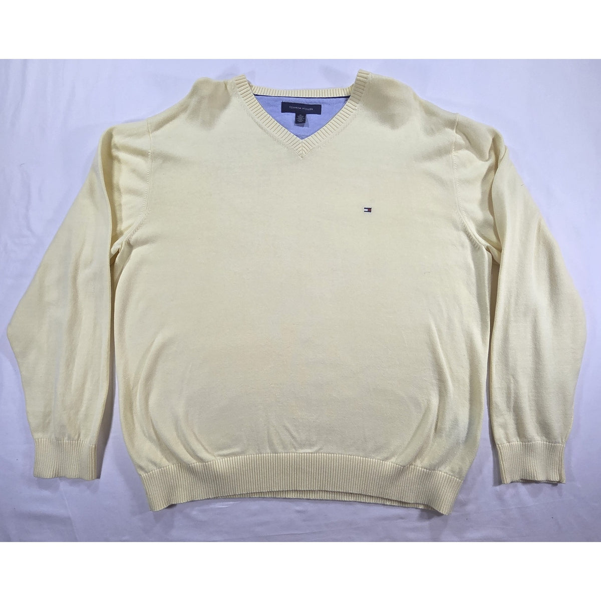 Tommy Hilfiger V-Neck Sweater Yellow – XL